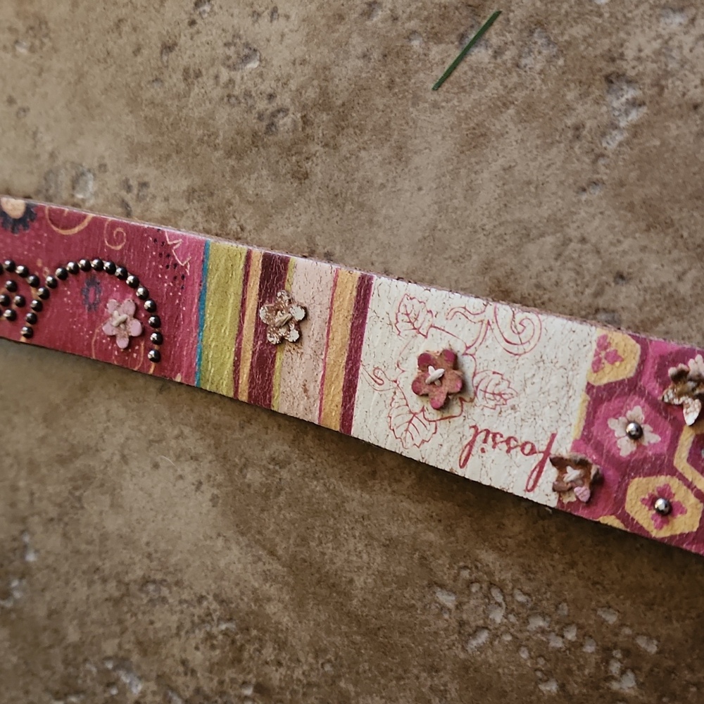 Fossil Floral Patterned Leather Belt - Picture 6 of 11